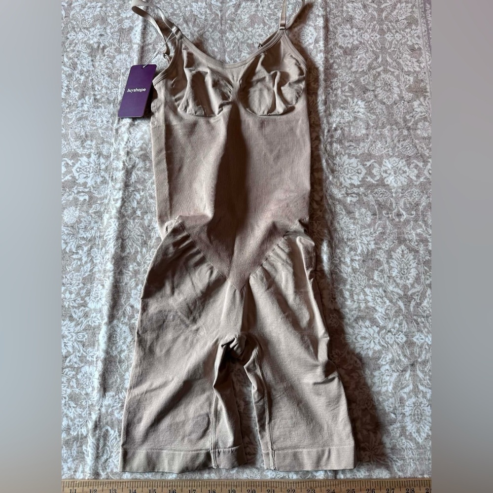 Hey Shape Sculpting Shapewear Bodysuit NWT
